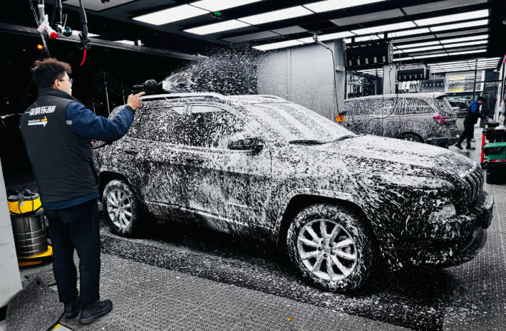 1761876837456050.jpg 洗車.jpg